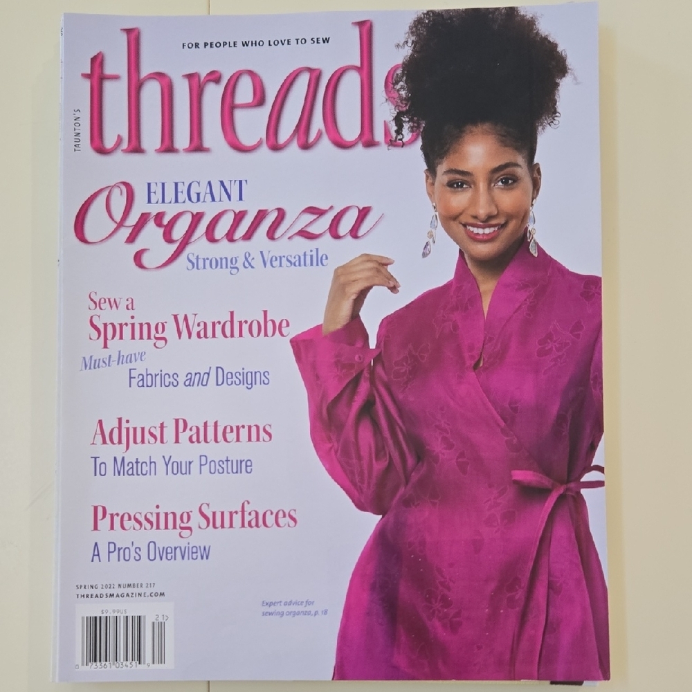 Threads Magazines - Picture 6 of 8